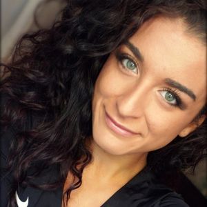 Meet your Posher, Marcela